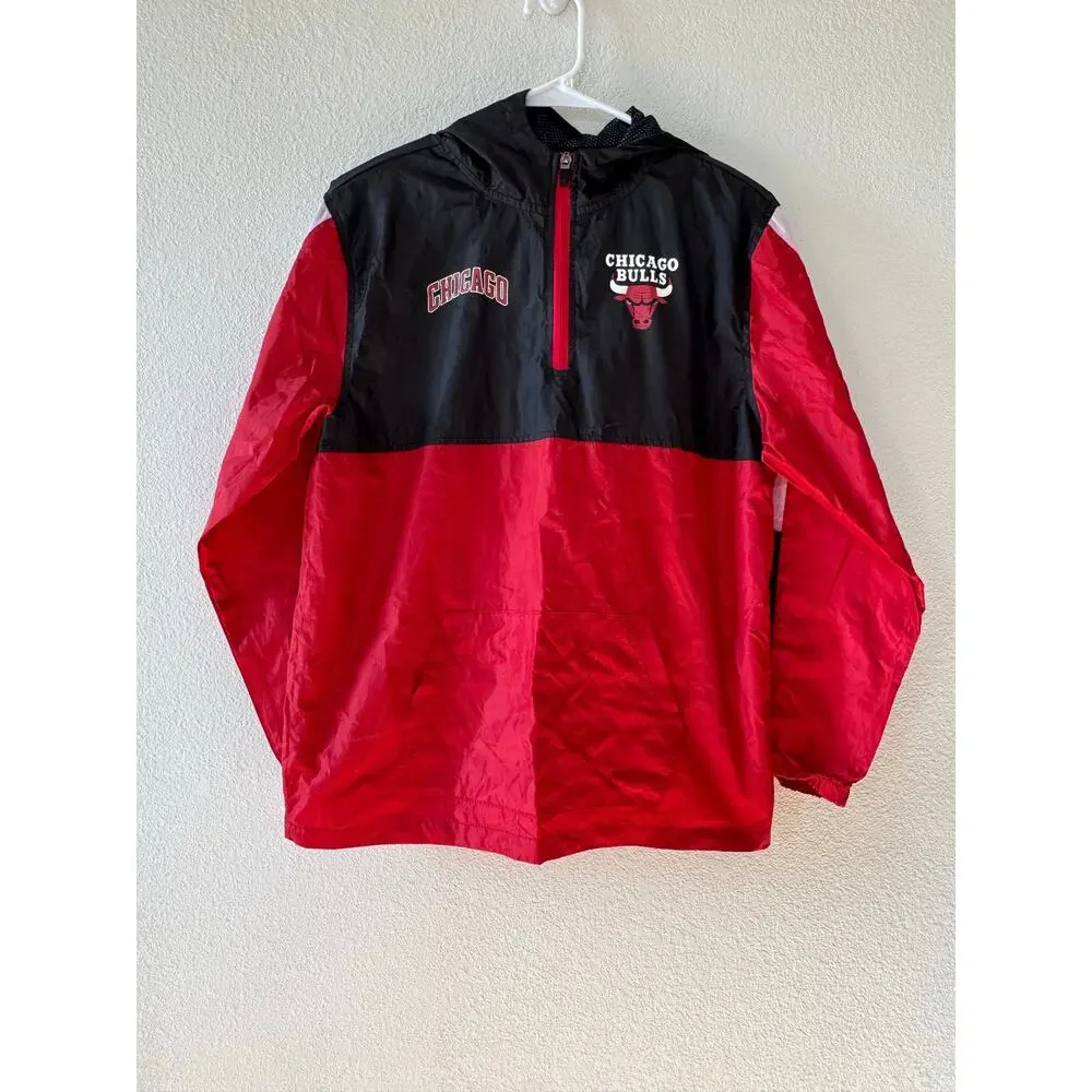 Chicago Bulls NBA Youth XL 18-20 Hooded Windbreaker Jacket Red Black Pullover